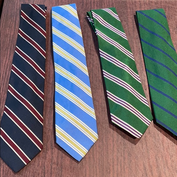 (10) Vintage Brooks Brothers Ties - Picture 5 of 8